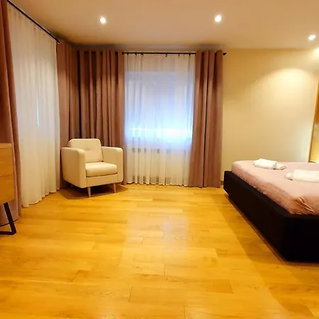 فيلة West Klaudyn