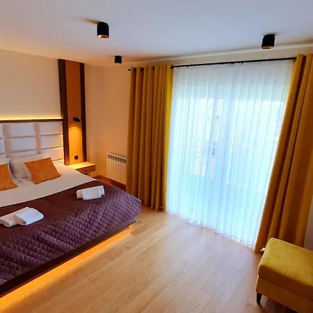 فيلة West Klaudyn